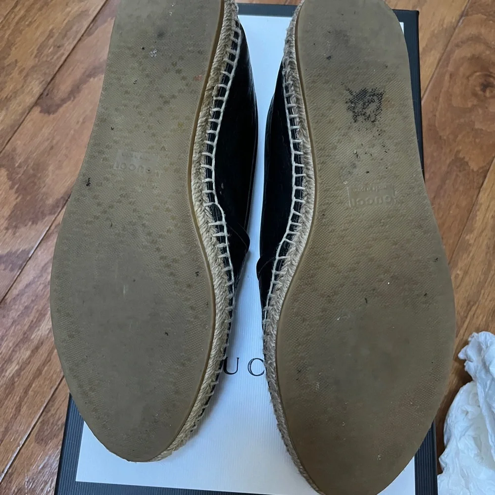 GUCCI Black microguccissima leather espadrille soft sole